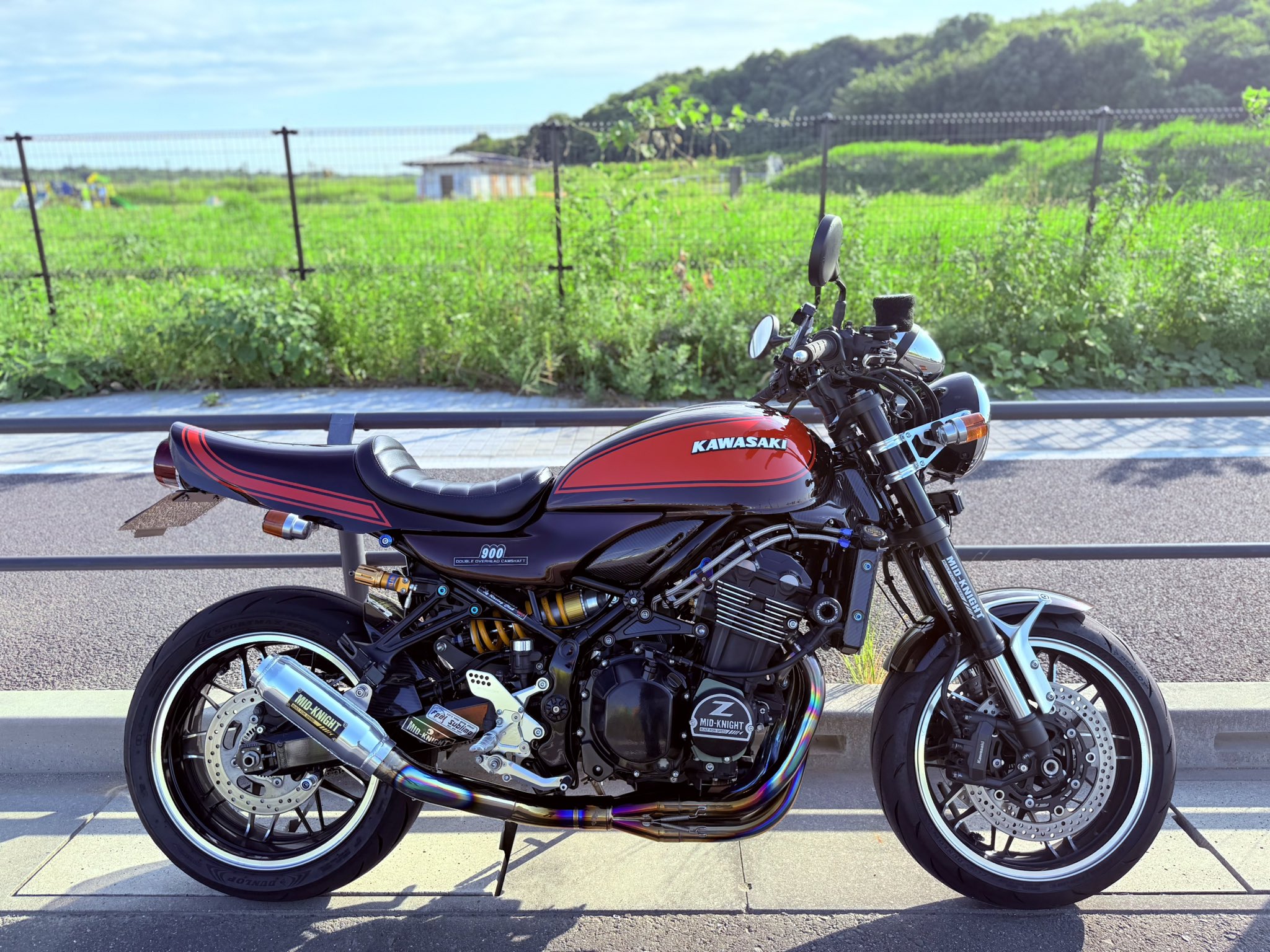 ミッドナイトモナカ Kawasaki ZRX400 カフェレーサーカスタム MID-KNIGHTモナカ