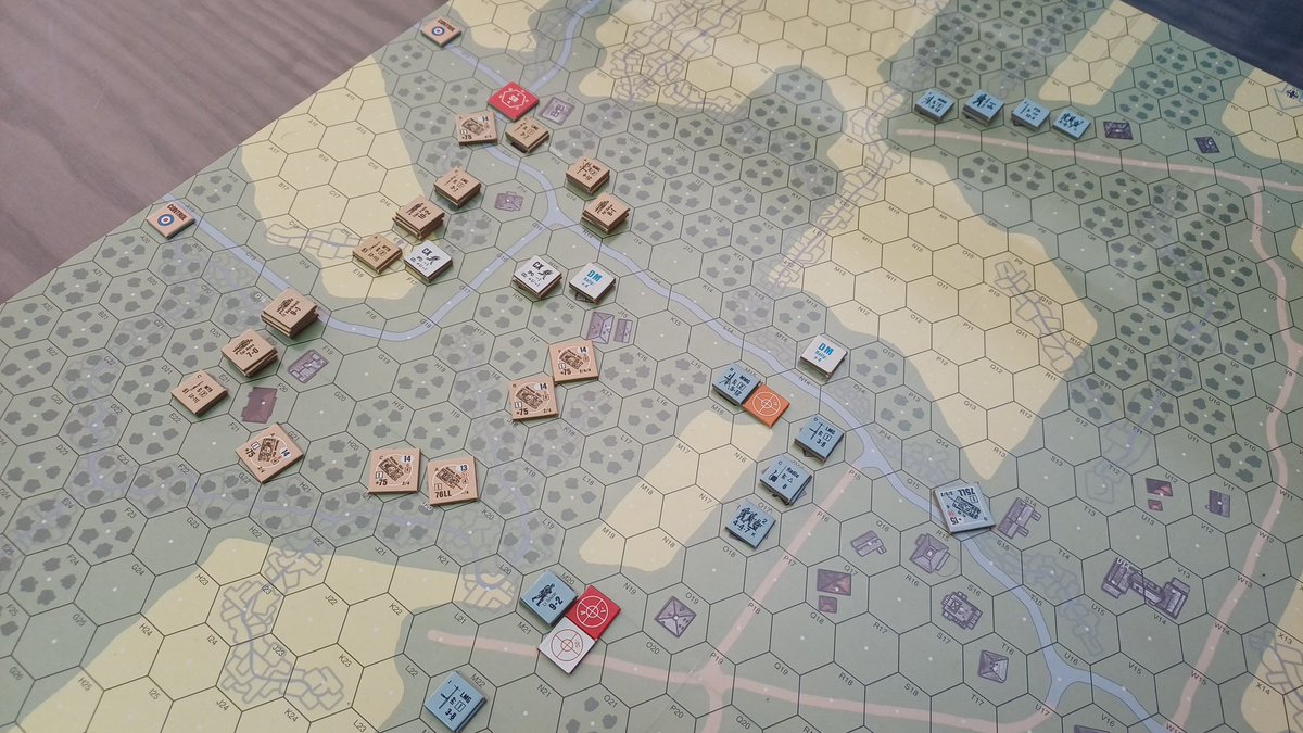 KelsoSargento's tweet image. En ASL los escenarios pueden estar brutales, pero a mi lo que más me emociona son los Campaign Games.
Gestionar tropas como recursos, decidir vector, objetivo y momentum de ataque. Esperar refuerzos como agua de mayo.
Me flipa.
#DecisionAtElst
#AdvancedSquadLeader
@MultiManPub