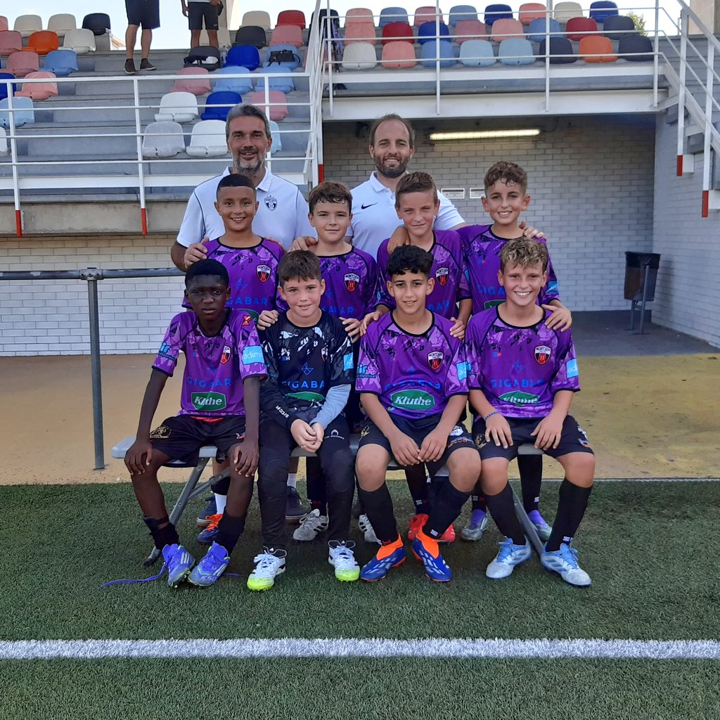 fbmontcada's tweet photo. Alevín S12 A 11-1 AT Vallès

🗣️ "Partido sentenciado en el primer cuarto con un 6-0, haciendo lo que sabemos.

Después ha sido momento de probar cosas y ver cómo evolucionamos como equipo" - Dani Busquets.

#orgullodeMontcada https://t.co/Kuo4aGiXNc