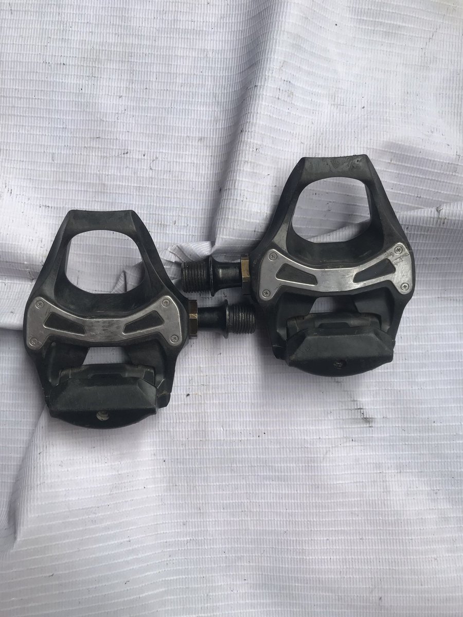 Islan Hata tweet media