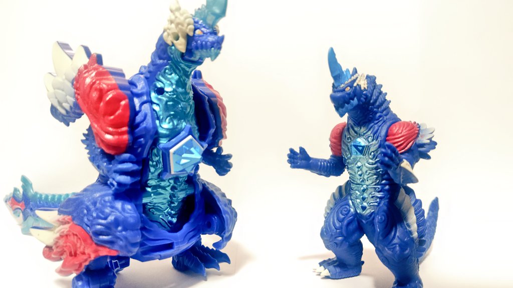 Charactics 怪獣同盟 エレキドン ミドルサイズ 55青成型 ソフビ エレキドン(charactics) | ソフビマニア - 日本最大のソフビ検索