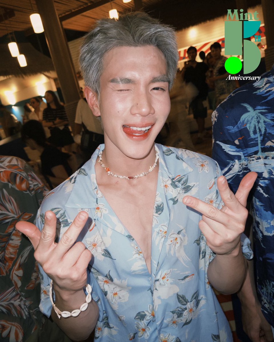 Day                                               Night

<a href="/tawattannn/">FOURTH</a> 
#TheHilfigerResort <a href="/TommyHilfiger/">Tommy Hilfiger</a> 
 #TommyHilfiger #TommyFamily 
#Fourthnattawat #โฟร์ทณัฐวรรธน์