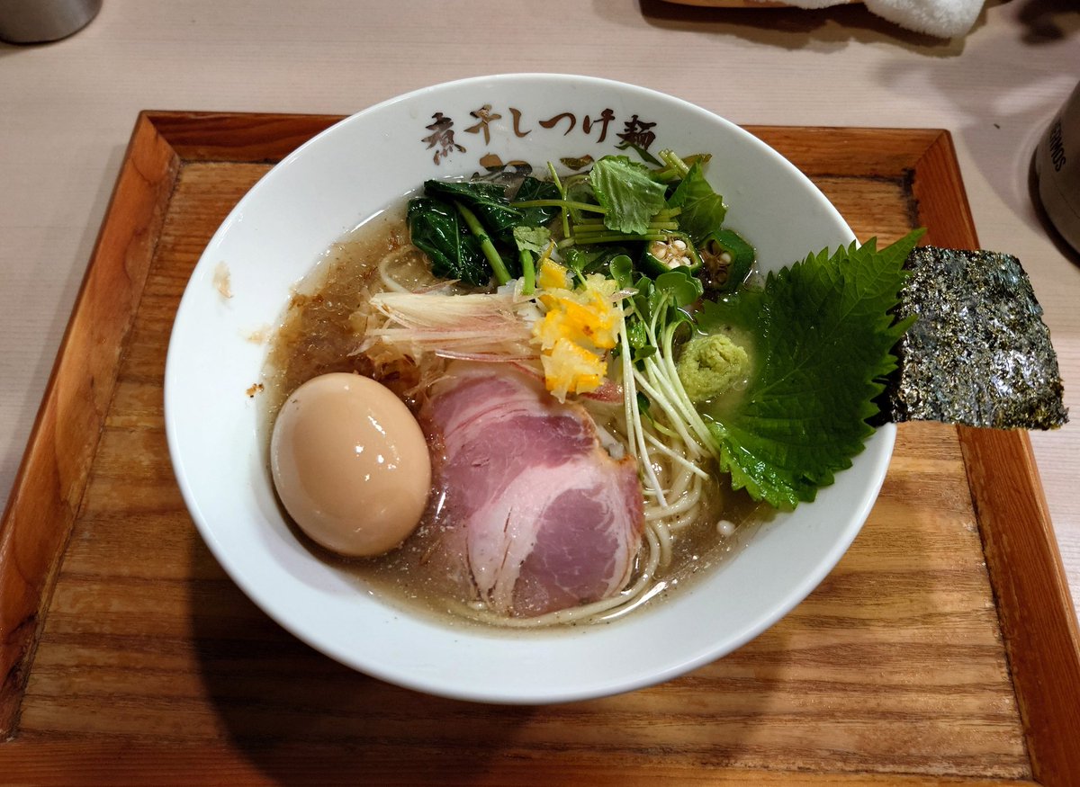 ラーメン大全 Slurping down Ibaraki's famous large-portion Jiro-style