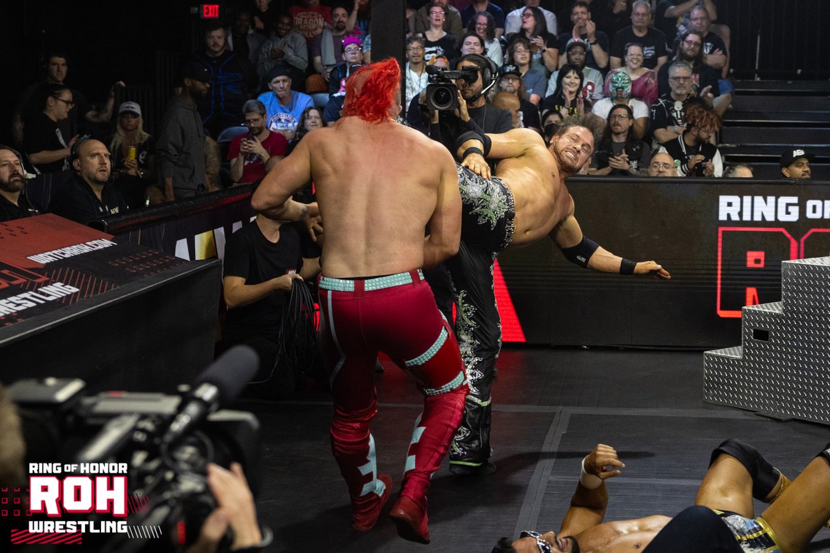 .<a href="/TheRealMorrison/">John Morrison</a> picked up a big singles victory over <a href="/AlexZayneSauce/">Alex Zayne - アレックス・ゼイン</a> in their ROH showdown!

Watch the special YouTube episode of ROH TV ⤵️
youtu.be/jUaGwg3Zk0o?si