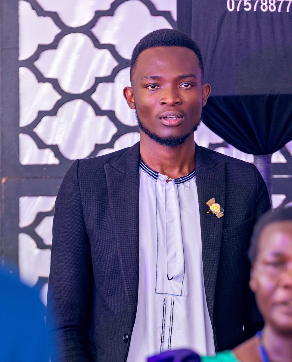 Twesiimye nnyo, Twesiimye nnyo, olwa Buganda yaffee, Ekitiibwa kya Buganda Kyava dda, naffe tukikuume nga…🎶🎵↩️