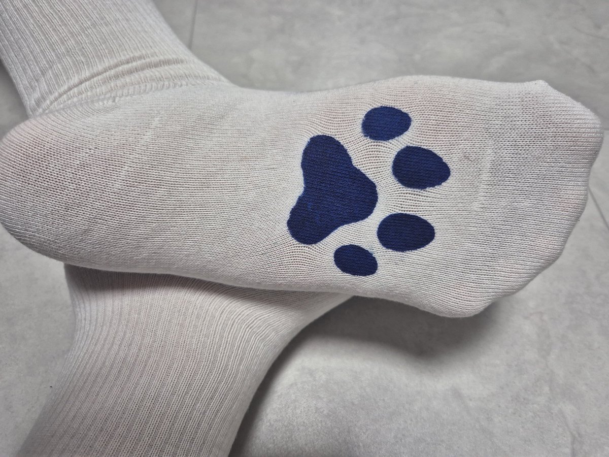 멈머 양말 개시
Made by <a href="/blue_lemon_lime/">블루</a>