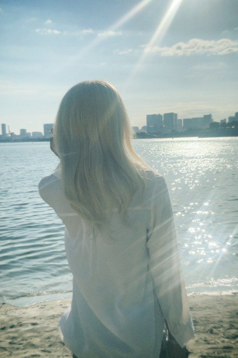 "人魚が泡になるのを待つ時間"
🫧
🫧
波音が凄く心地よかった。