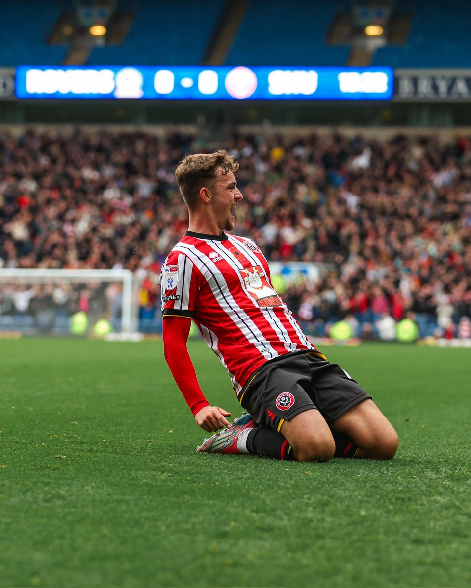 UpTheBlades tweet media