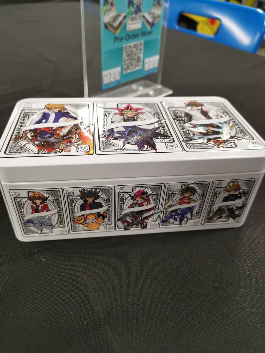 Wake up early to play yugioh on my day off, get to the card shop and forgot a comic con is on thsi weekend here. I was able to get afew tins, but here hoping some one show up to play afew games or I'm going to have a sad time.