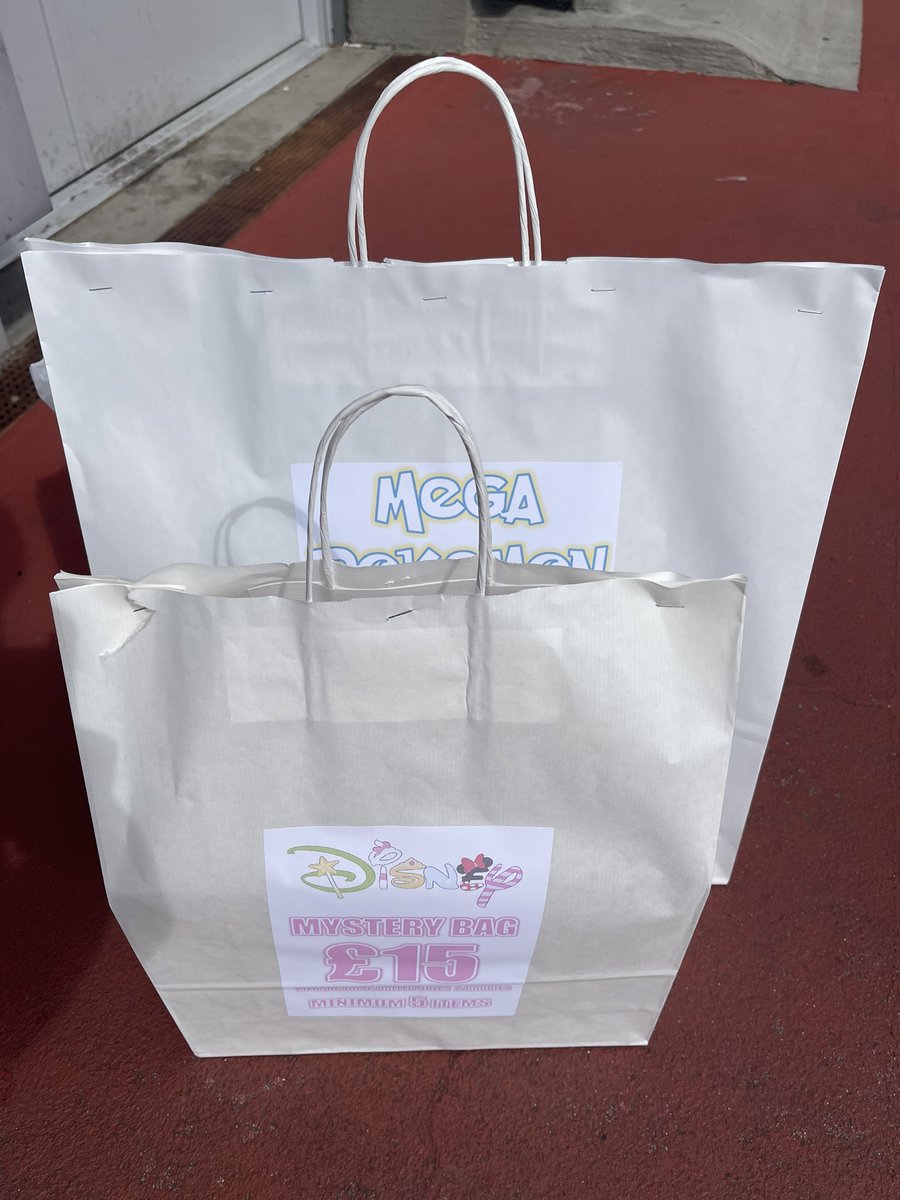 LutonCCOfficial's tweet photo. Got 2 mystery bags! Stay tuned to see the contents!! #mystery #blindbag #LutonComicCon #luton https://t.co/uQAwpbcBt3