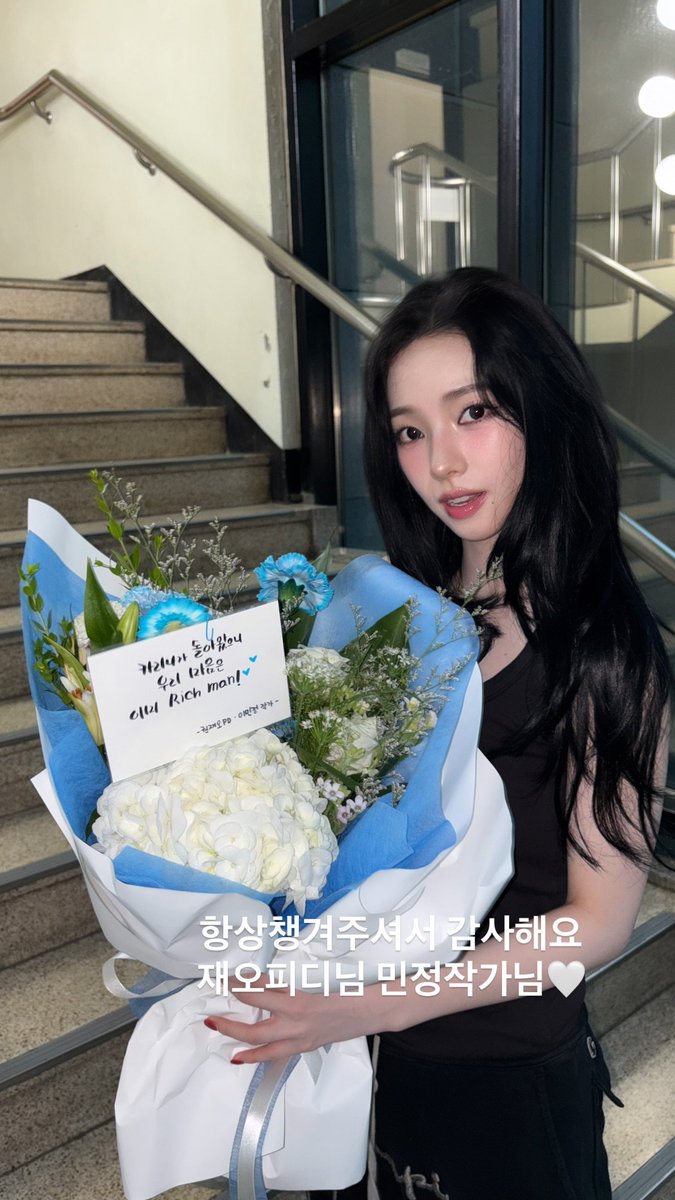 kathrinayoo's tweet photo. https://t.co/SKJCCxUu0N