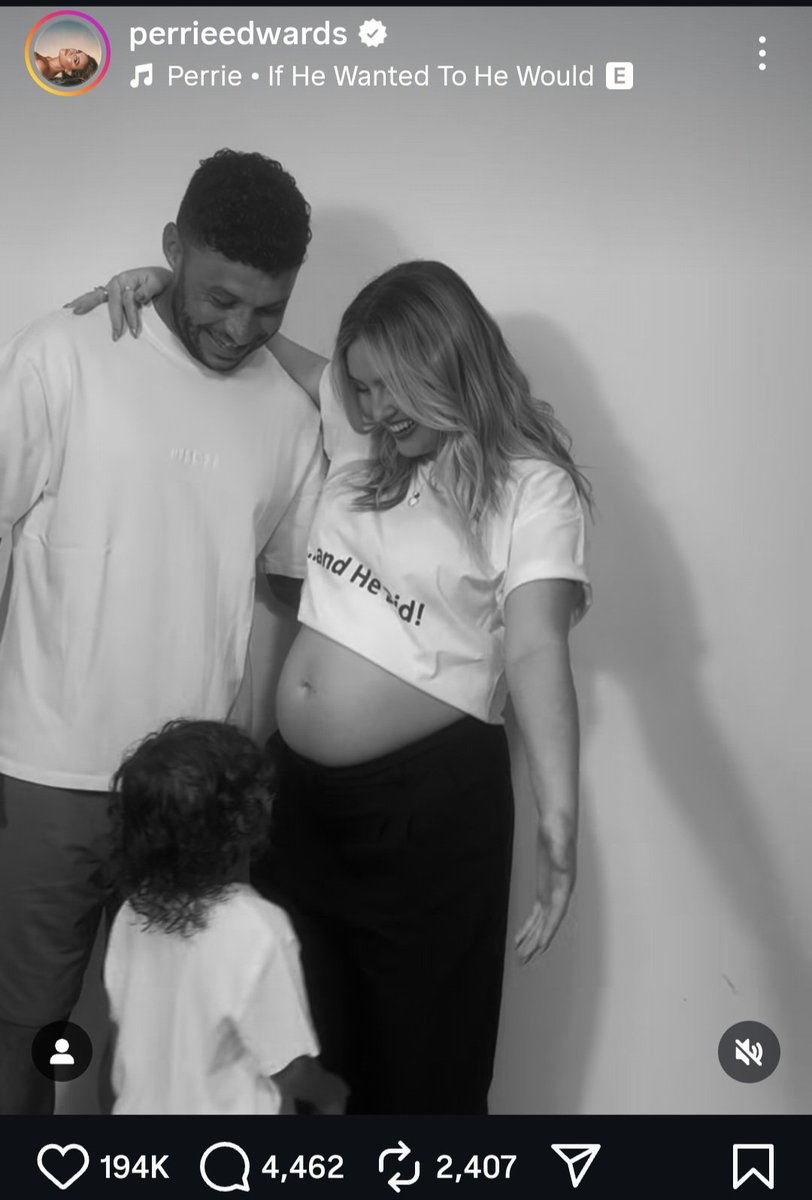 AnythingLFC_'s tweet photo. Congratulations to former Liverpool player Alex Oxlade-Chamberlain and his partner Perrie Edwards, who are expecting their second child! 👶 https://t.co/hgsC1ABdYl