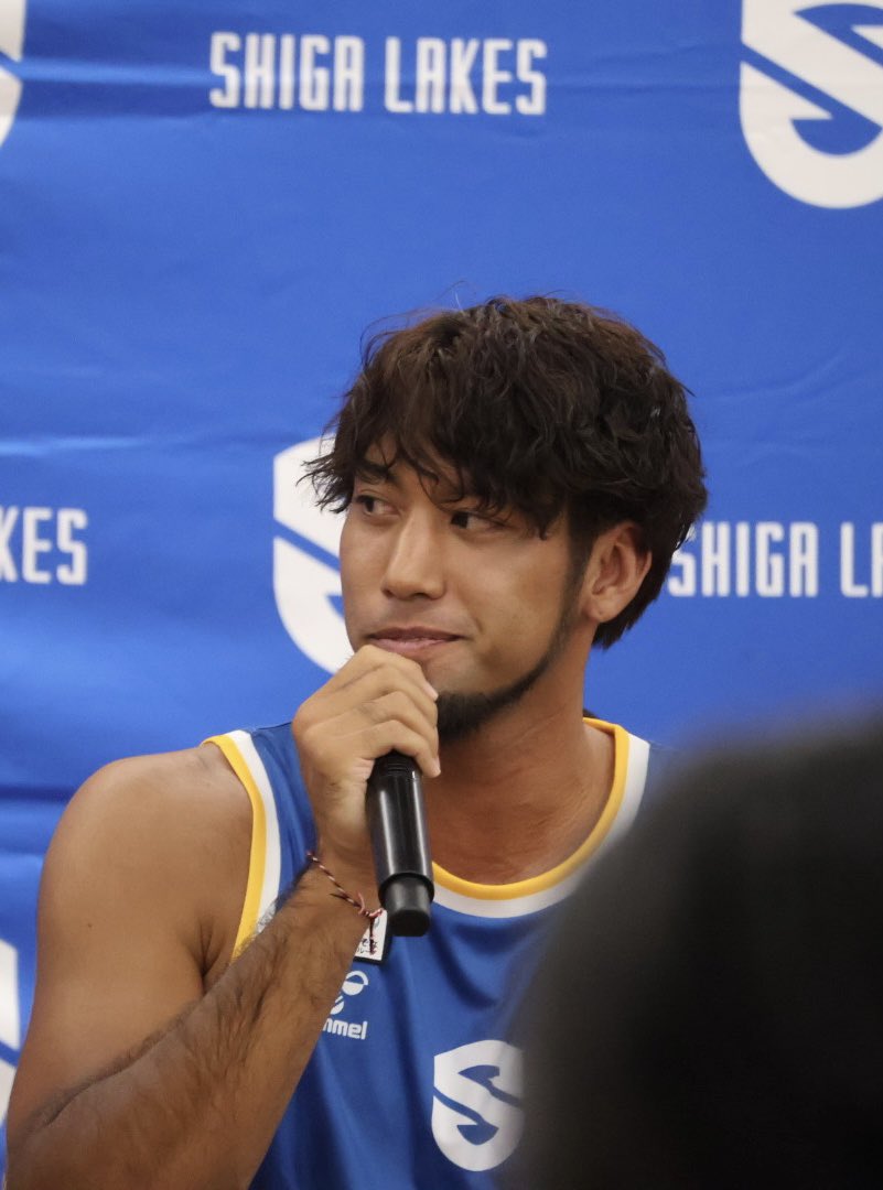 レオさん初めまして😌
ビジュ大爆発✨
プレーみるの楽しみ😊