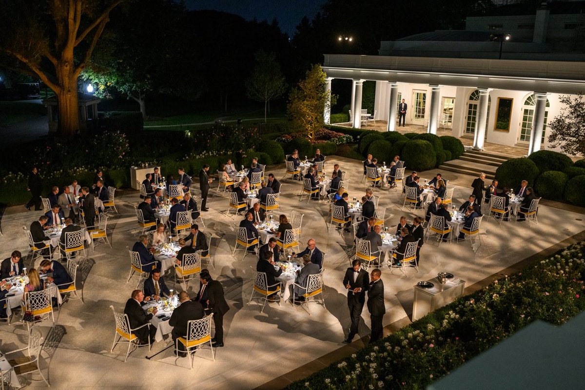 🚨 NEW: Democrats are now promising to rip up President Trump’s Rose Garden Patio and “restore it” to a flooded, muddy field of grass if they take the White House in 2028.

Democrats hate nice things.