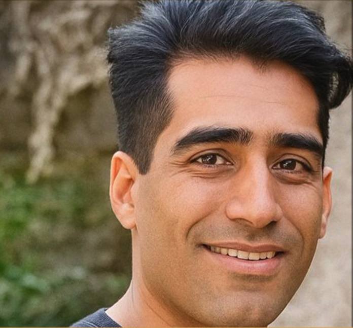 UYI_fa's tweet image. امروز دستان خون‌آلود جمهوری قاتل اسلامی، #مهران_بهرامیان را از ما گرفت.
سکوت یعنی طناب‌دار،
سکوت یعنی همدستی،
اگر امروز فریاد نزنیم، فردا طناب بر گردن خودمان خواهد بود.

#نه_به_اعدام 
#نه_به_جمهوری_اسلامی