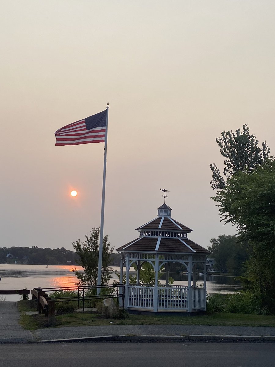 Good Saturday Morning and Happy Birthday <a href="/VickiGrafWX/">Vicki Graf</a> !