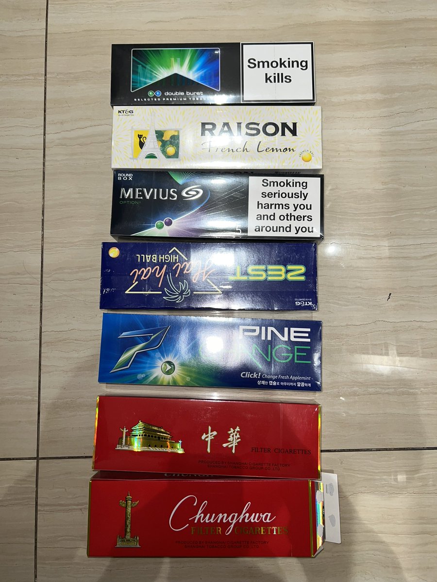 Weedely07's tweet photo. Cigarettes 💨💨💨 . https://t.co/RnUeySR0kA
