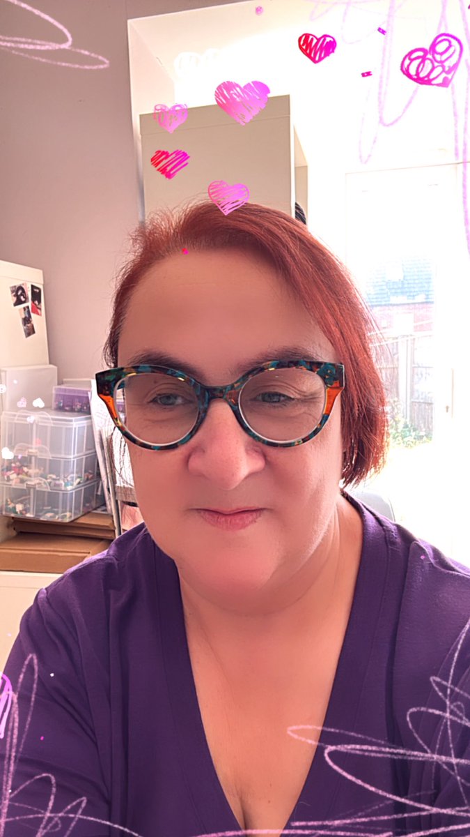 Goodness I can see things in the distance at last…. Yes I went for teal 🤣