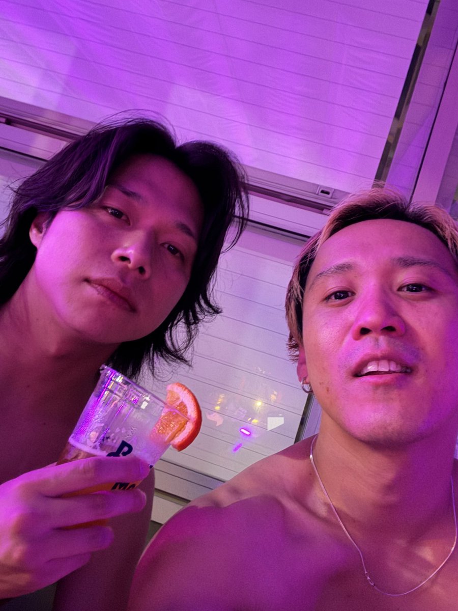 ナイトプールきたよ