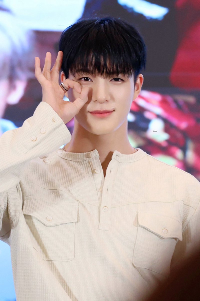 250906 #제노 #JENO

아앙 기야워👌🏻