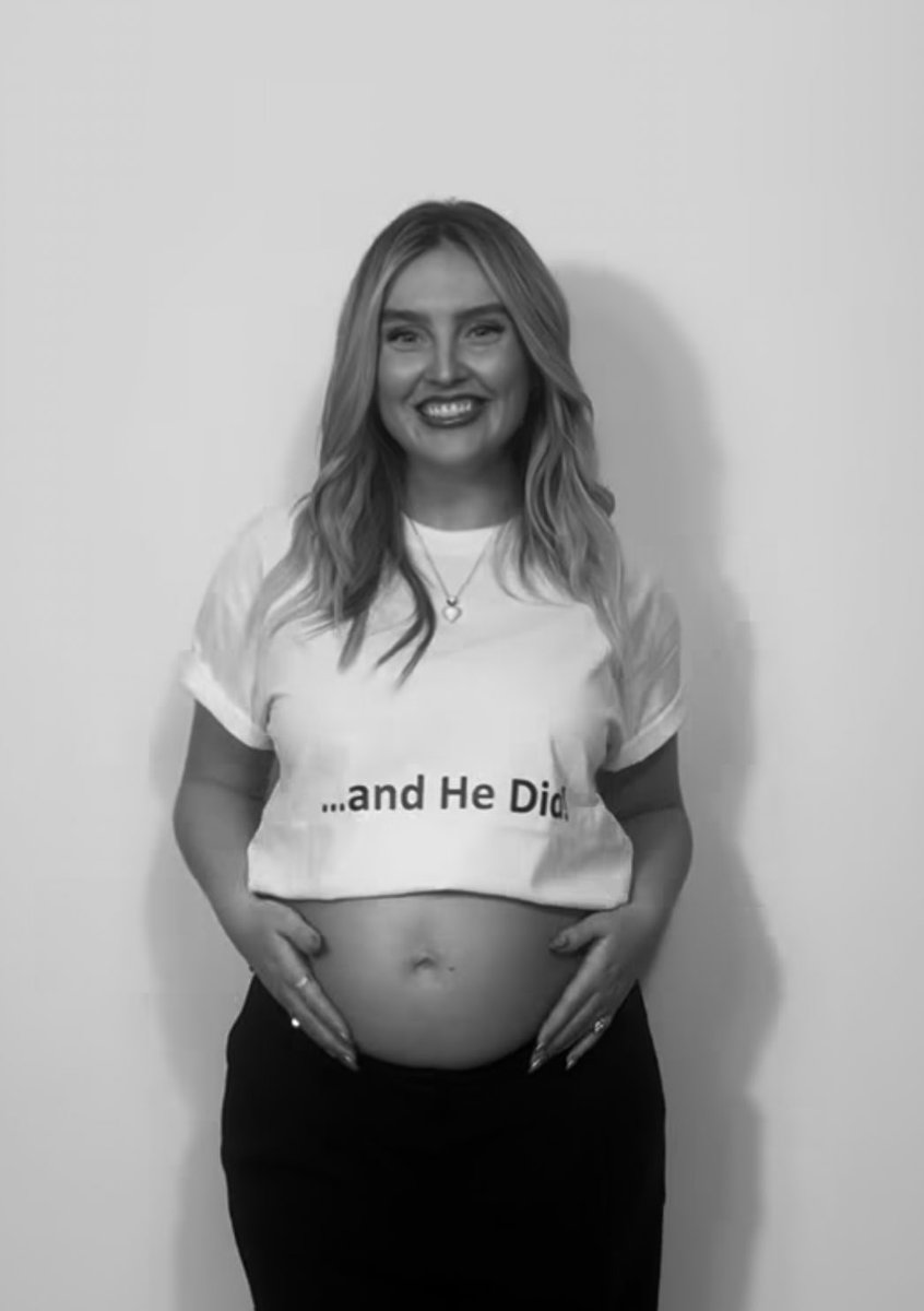 tracklist's tweet image. 🚨 Perrie Edwards, do Little Mix, anunciou que está grávida do seu segundo filho!