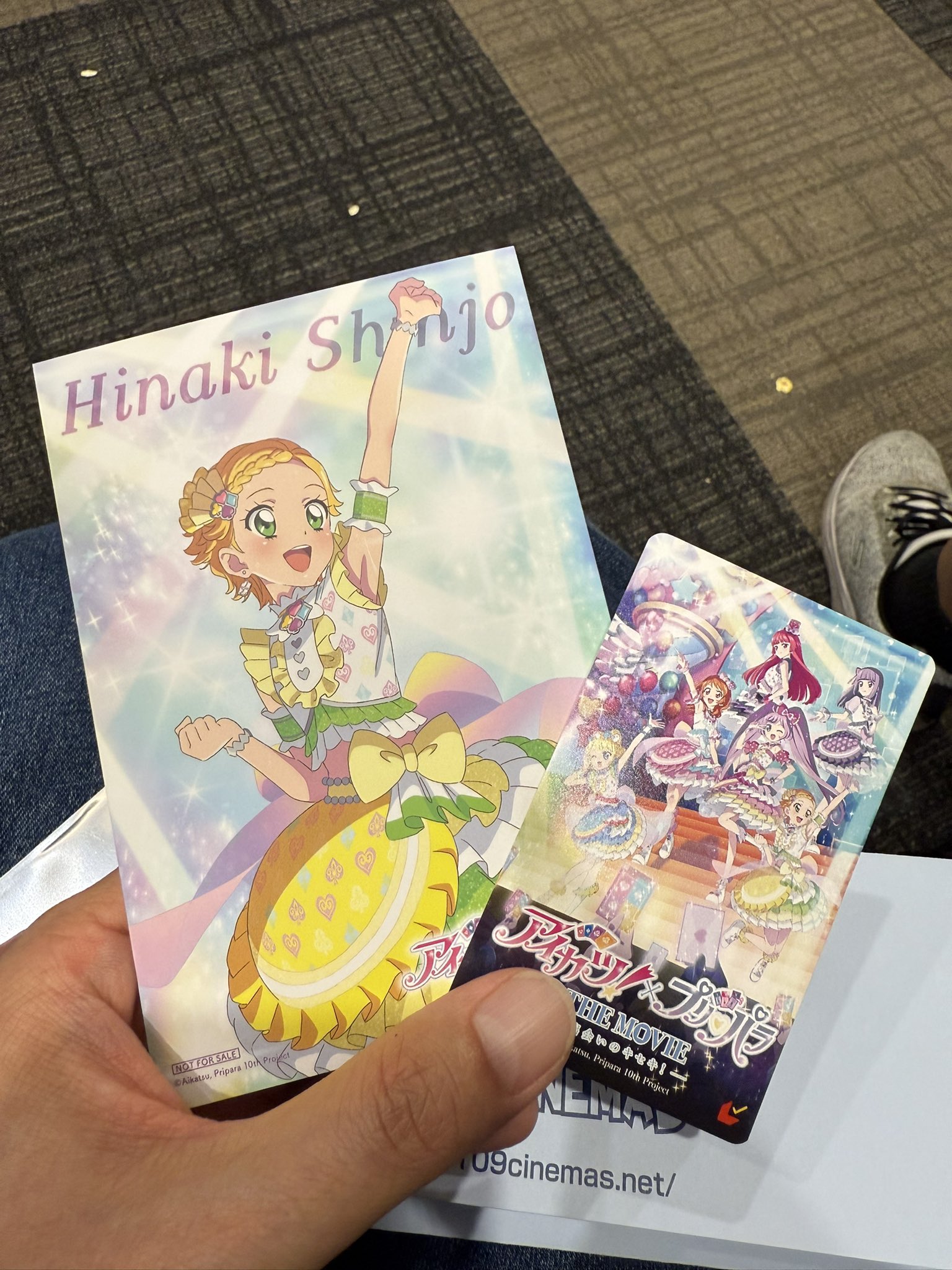 アイカツカード　111枚➕おまけ 初期アイカツカード110枚(2枚おまけ) - メルカリ
