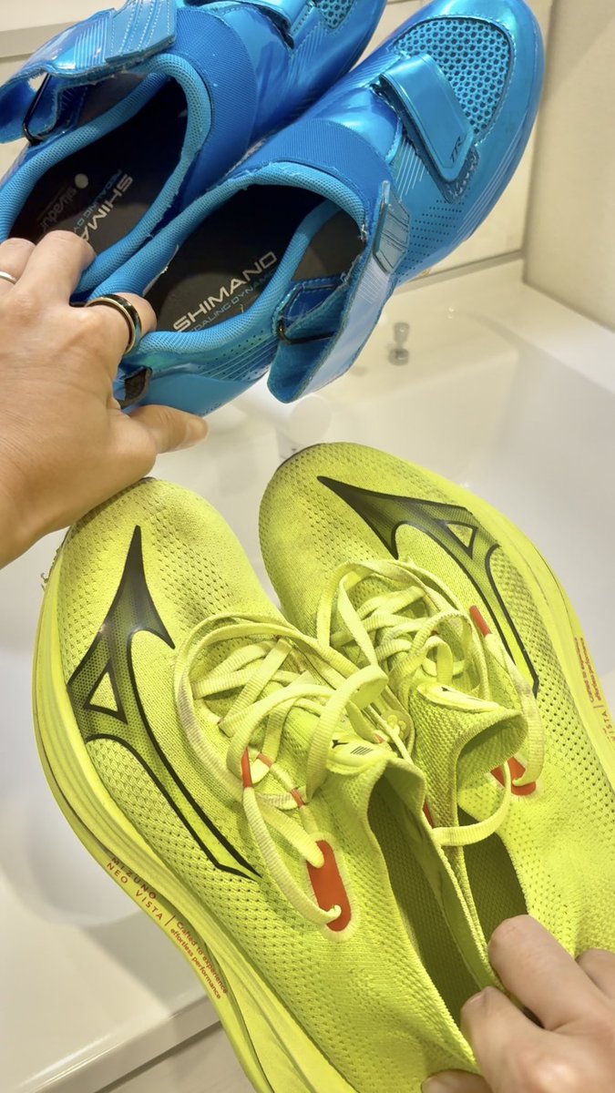 mzk_cyc's tweet image. すすぎ不要のシューズシャンプーがとっても良かったので、シューズ洗うの苦手なズボラさんにぜひ試してみてほしい🧴🫧

rosylily.url.co.jp/?event=1263573…
#PR