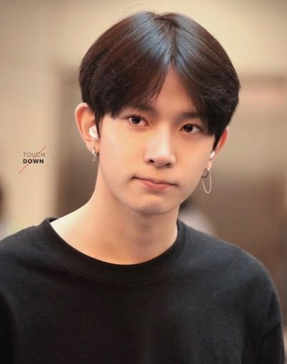 ࣪🤍 (@heeneendot) on Twitter photo 