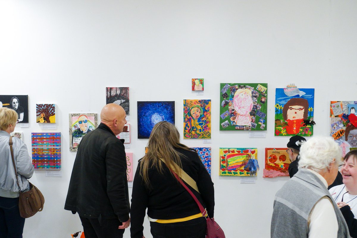 h2htheatre's tweet image. Join us, DAiSY and friends on Sat 22nd Nov for a free, full day of inclusive arts and community-led creativity. 

This special event highlights the work of artists from across Surrey and beyond...

More info;  daisy-arts.org/daisy-fest/

#ArtsForAll #DisabilityArts #SurreyEvents