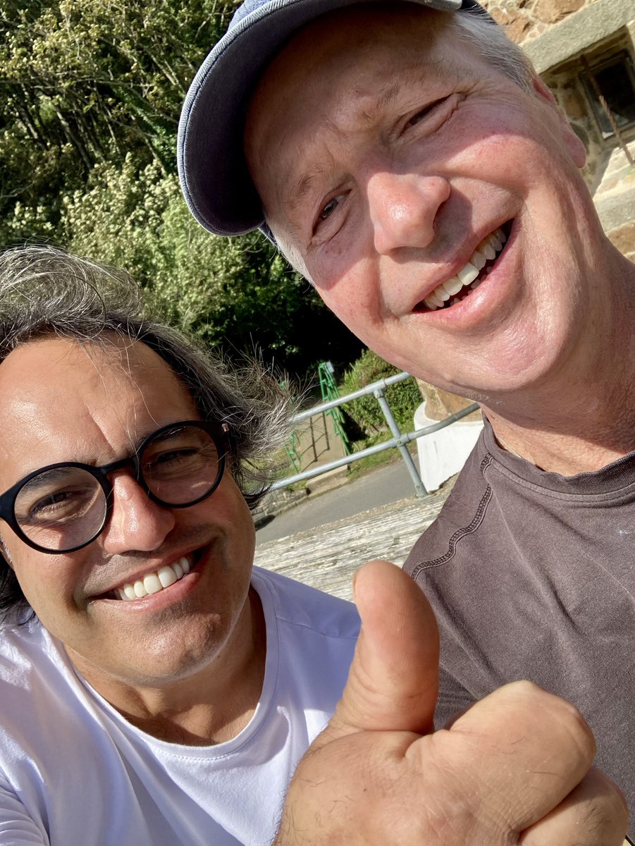 betley's tweet photo. Local superstar, Belmiro De Freitas.
Just enjoyed a celebratory coffee/cake with Bel &amp; Manuela at their legendary #BeachCafé at Fermain - they’ve battled the odds, in this case the #SOG, and overturned an outrageous eviction notice, providing them/the island with 3 more years! https://t.co/nuf8f8E0bn