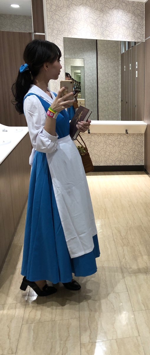 Ank0126Jpn's tweet photo. 町娘ベルの衣装を身に纏い、初コスプレイベントに参加❣️

#ENCOS富山

ベル衣装に興味を持って声をかけてくださった方、撮影してくださった方々に感謝です🥺

@エンコス富山 https://t.co/5e47rYw837