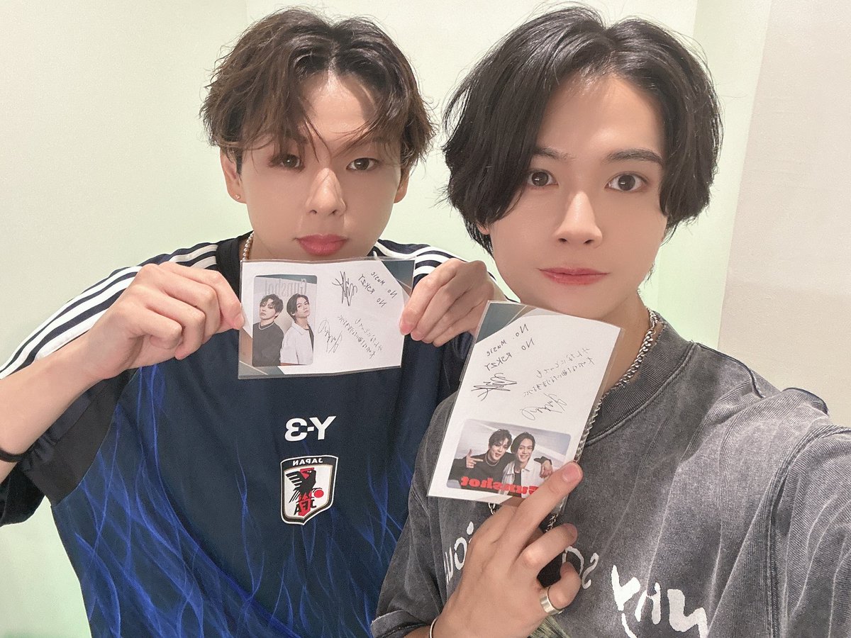 kazuya_lade's tweet photo. 「RSK×KZY vol.3」
ご来場頂いた皆様、心からありがとうございました！✨

今回は新曲「Gunshot」を披露させて頂いたり、ソロ含めチャレンジした曲ばかりで刺激的なLIVEになりました！
楽しんで頂けていたら嬉しいです。

「Gunshot」沢山聞いてね！
Bang Bang Bang🔫 https://t.co/Y86Qlf4wvR