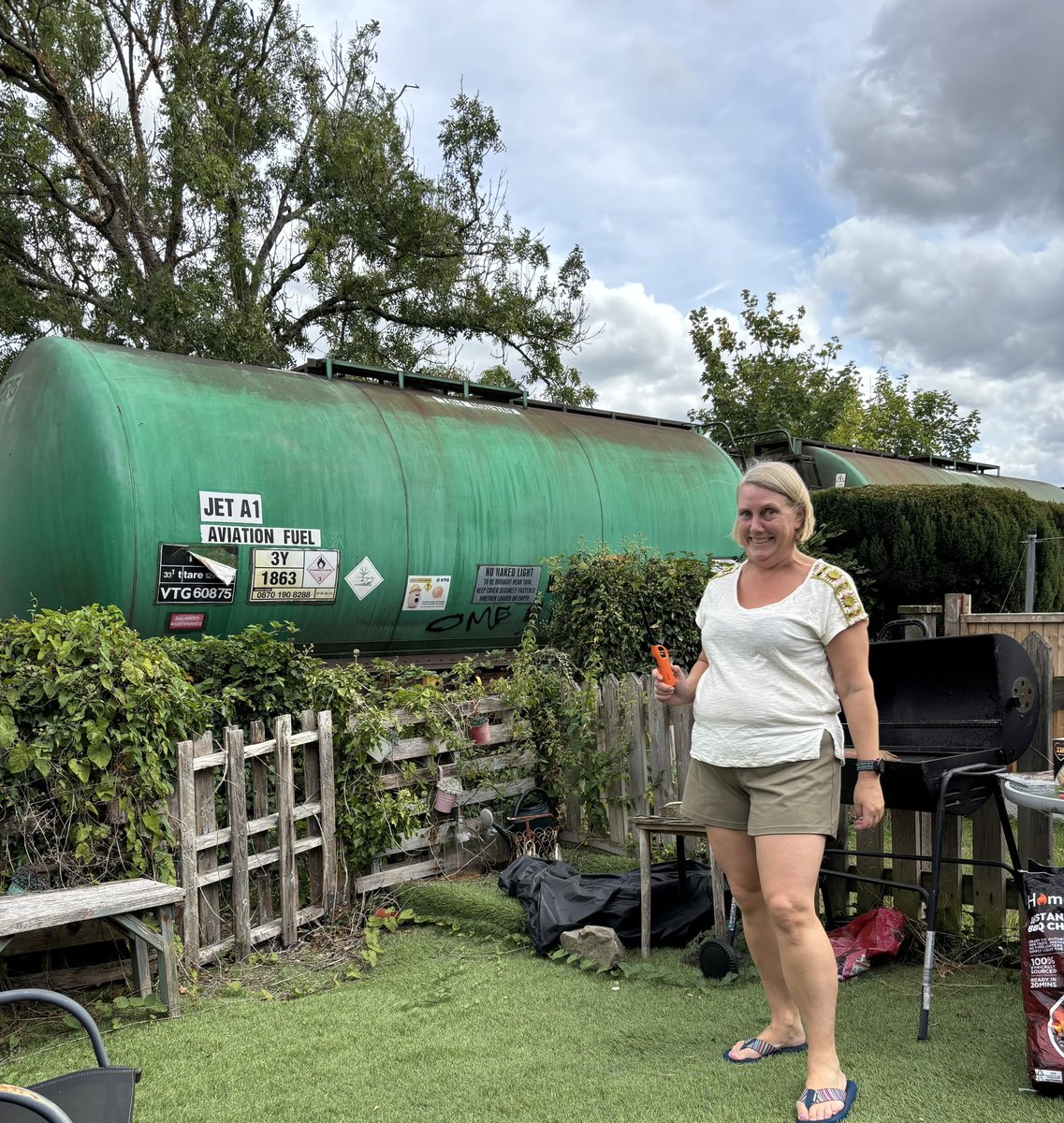 Maybe we’ll wait a minute before we light the BBQ 🤔🤣