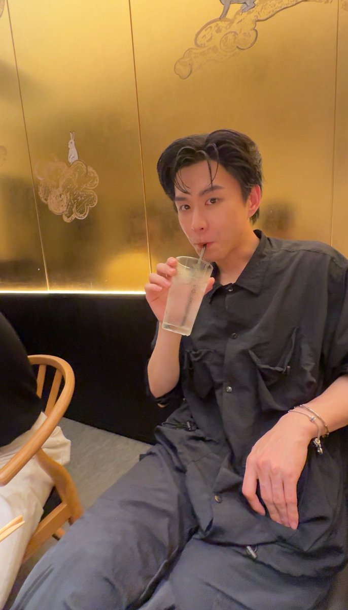 ต้นหลิวเด็กจิ๋ว tweet media