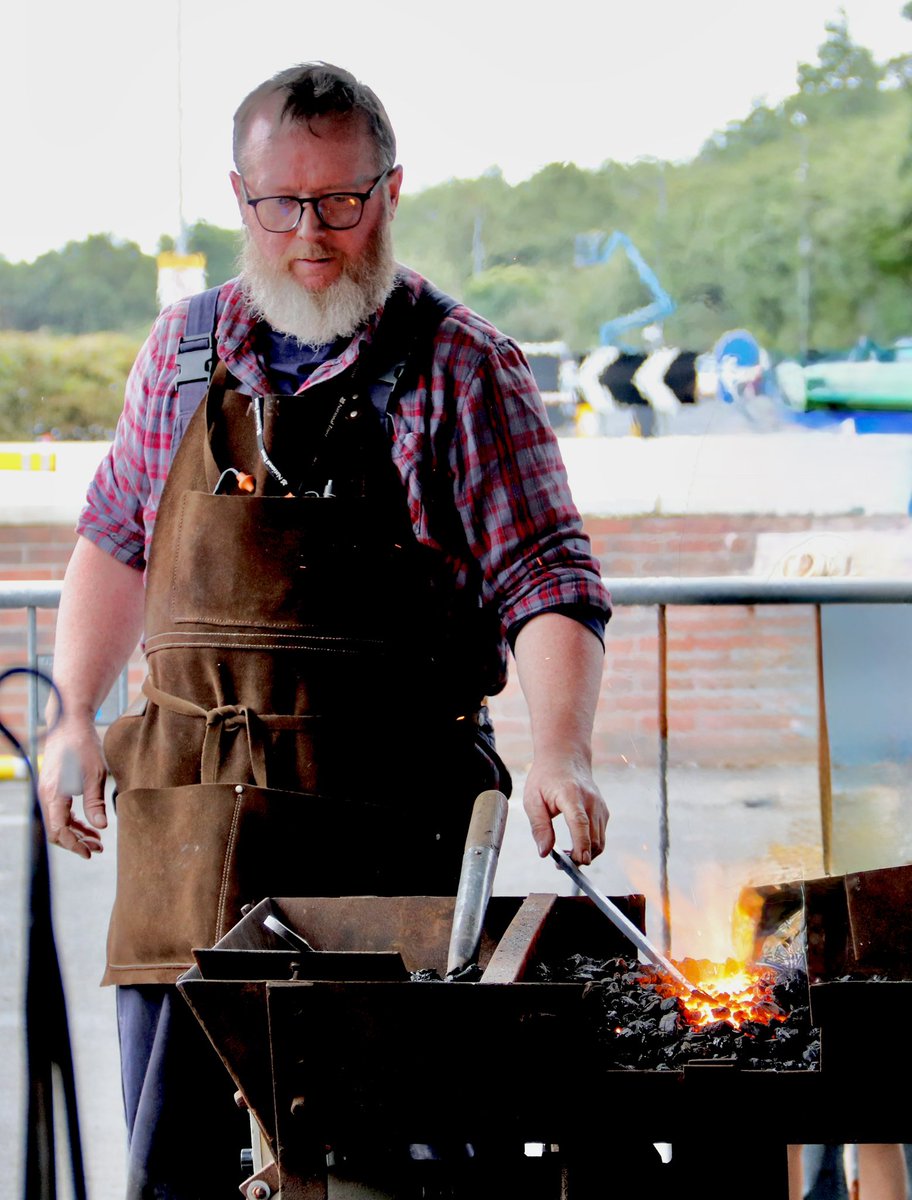 Edel Mairs tweet media