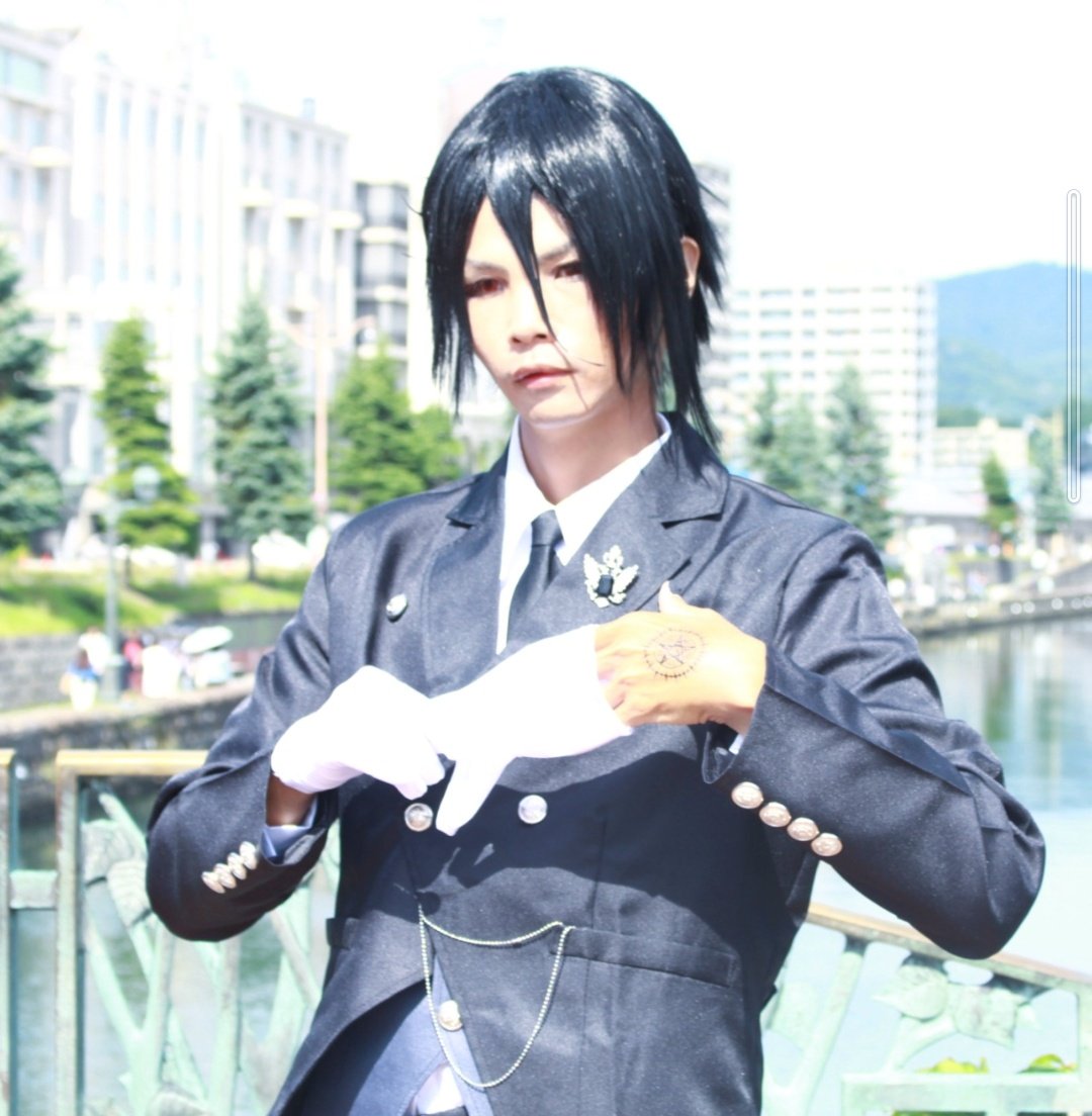 SASAYAN_8_'s tweet photo. コスプレ
黒執事　セバスチャン・ミカエリス
撮影　ねむりさん　@xxxticktackxxx

#小樽アニパ2025 
#黒執事 https://t.co/RrUIJZbHdT