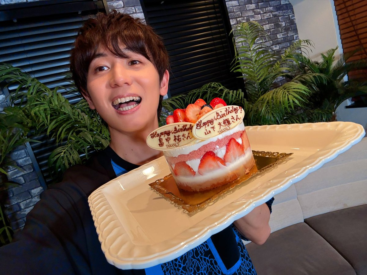 36歳になりましたー！！！
これからも仲良くしてね！！
キャラクターや作品、人との出会いを大切に、原点を忘れずに楽しんでいこー！！