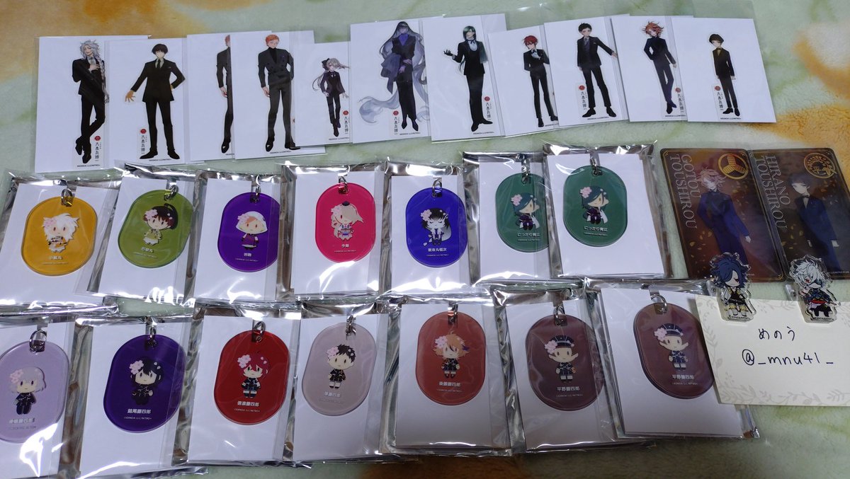 刀剣乱舞 大本丸博 スクエア缶バッジ&祝装ミニアクリルスタンド 鬼丸国綱 刀剣乱舞 大本丸博 祝装 スクエア缶バッジ 10点セット - メルカリ