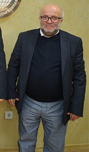 mufidyuksel's tweet photo. Vefat/Tâziye

الی رحمة الله تعالی

إنا لله وإنا إليه راجعون

ODTÜ/METU'den kadim dostumuz, Balıkesir-Bandırma eşrafından arkadaşımız Makina Yüksek Mühendisi, SSM'da Alt Sistemler Daire Başkanı Ata Şenlikçi Hakk'ın Rahmetine kavuşmuştur. 

Rabbim mağfiretini ve rahmetini üzerine sâyeban eylesin; onu cennetinde Peygamber Efendimiz’e (S.A.V) komşu olanlardan kılsın. Allah (C.C), geride kalan ailesine ve sevenlerine sabr-ı cemil, metanet ve teslimiyet ihsan eylesin. 

Cenazesi ikindi namazını müteâkip Bandırma'da kaldırılacaktır.
