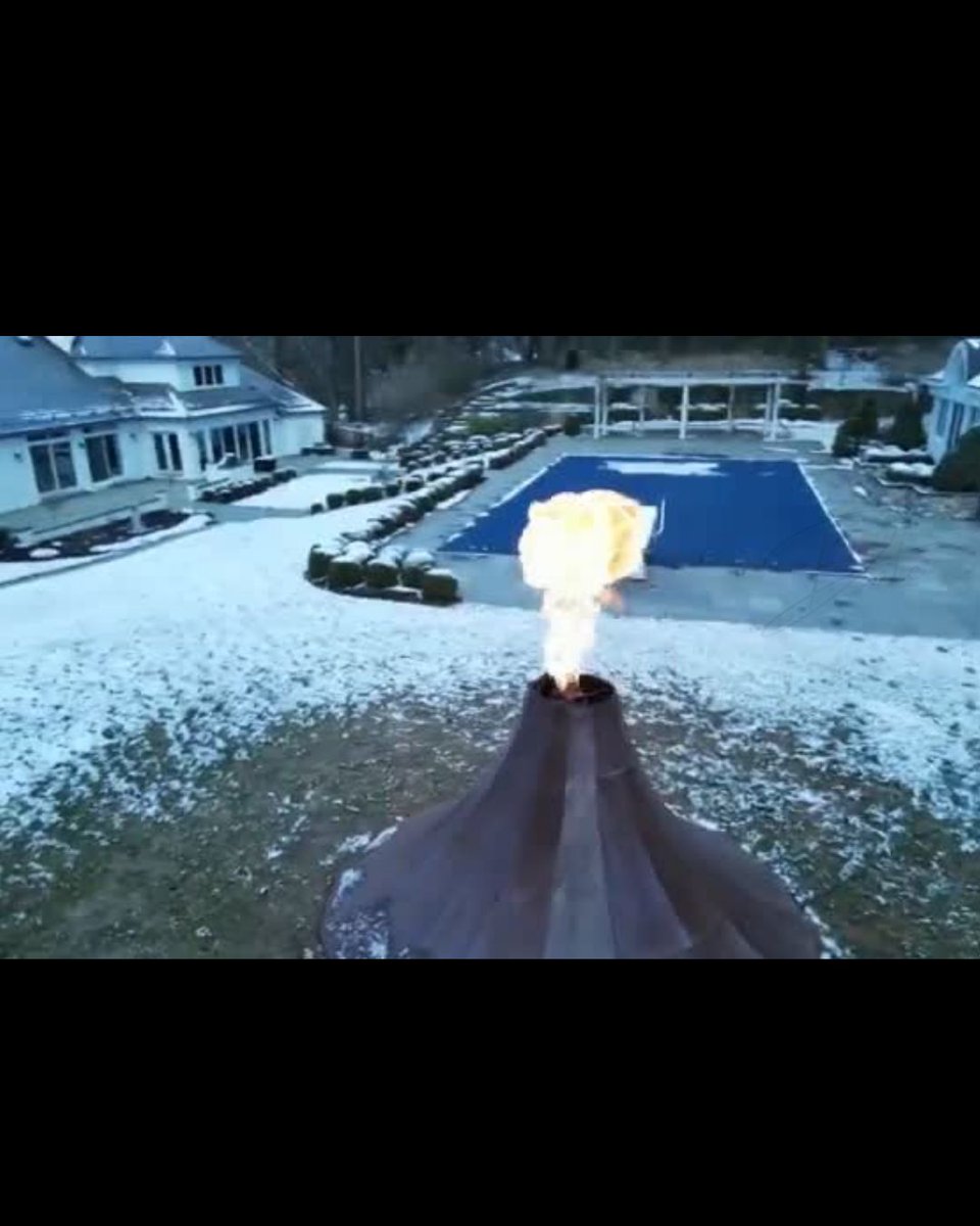 🔥 Meet the Makers: Adam Foster — Fire Artist
For the first time at Maker Faire LI: Magma-Pumpkin-Dragon 

🎟️ buff.ly/JTYIX11

⚡ Free Circuit Board Badge w/ advance tickets!
🔗 buff.ly/cnFFQwz
Sponsored/fabricated by <a href="/PCBWayOfficial/">PCBWay</a>,Designed <a href="/notabombbunke/">Elijah Horland #CIMF2023 Maker Faire Coney Island</a> <a href="/NYIT/">New York Tech</a>