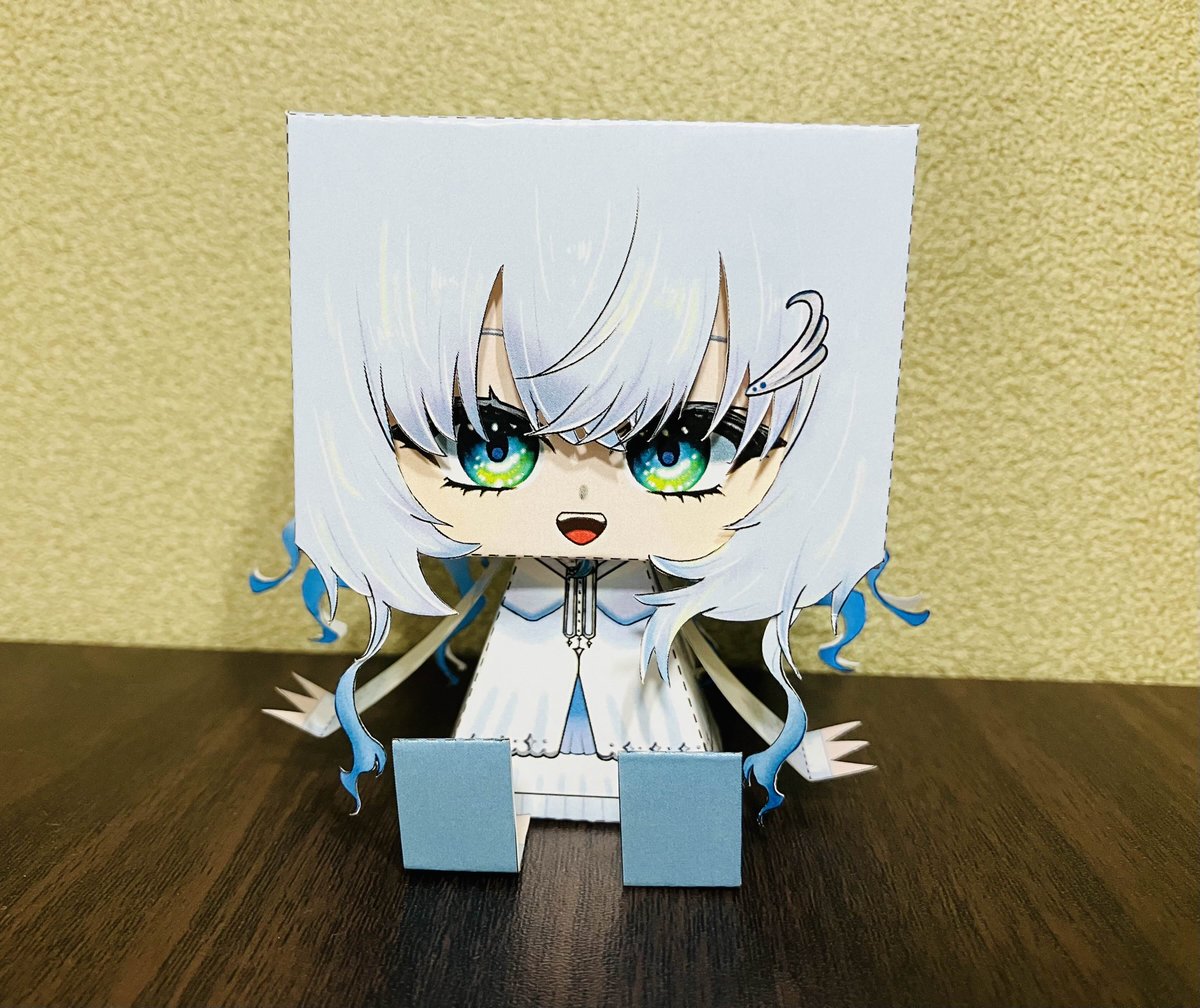 Koko_0207_'s tweet image. しのちゃんのグラフィグです👻

↓ 印刷用のデータはこちらから！
（A4光沢紙とかで印刷するのがおすすめです！） lit.link/Koko02

#幽音しの #かすか絵