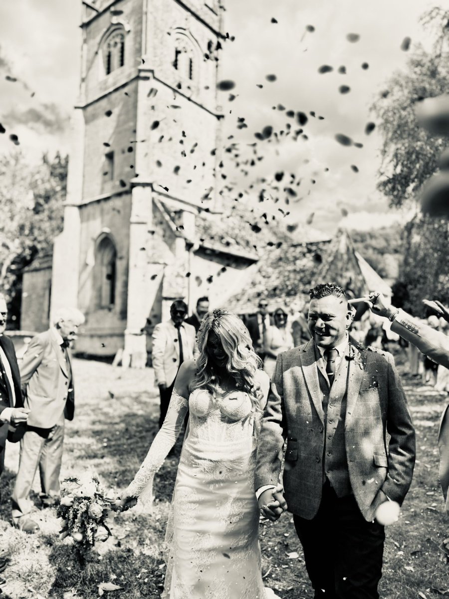 A joy to officiate the wedding on Nick and Molly today. Congratulations!