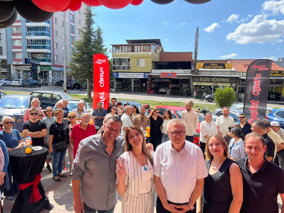 📍Uşak

Kadın girişimcilerimizin Uşak'a kazandırdığı işletmelerden biri olan Ziyafet Çiğ Köfte'nin açılışını gerçekleştirdik.

Sayın Firdevs Kavak ve Sayın Hülya Gülkılık’a yeni iş yerlerinin hayırlı, uğurlu ve bol kazançlar getirmesini dilerim.