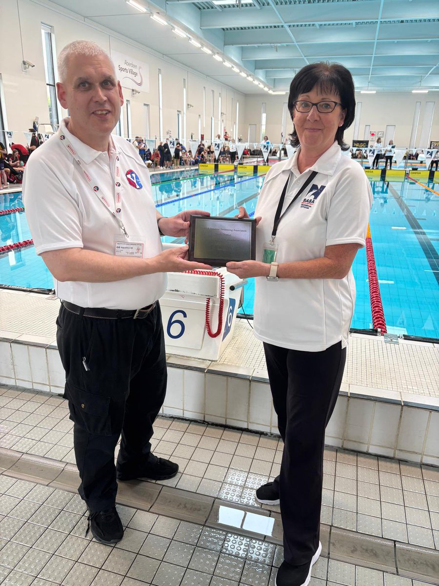 We start off session 2 with presentation of a Life Membership of the North District SASA to #LindaHerbert from #PeterheadASC. Thank you for your outstanding service Linda!