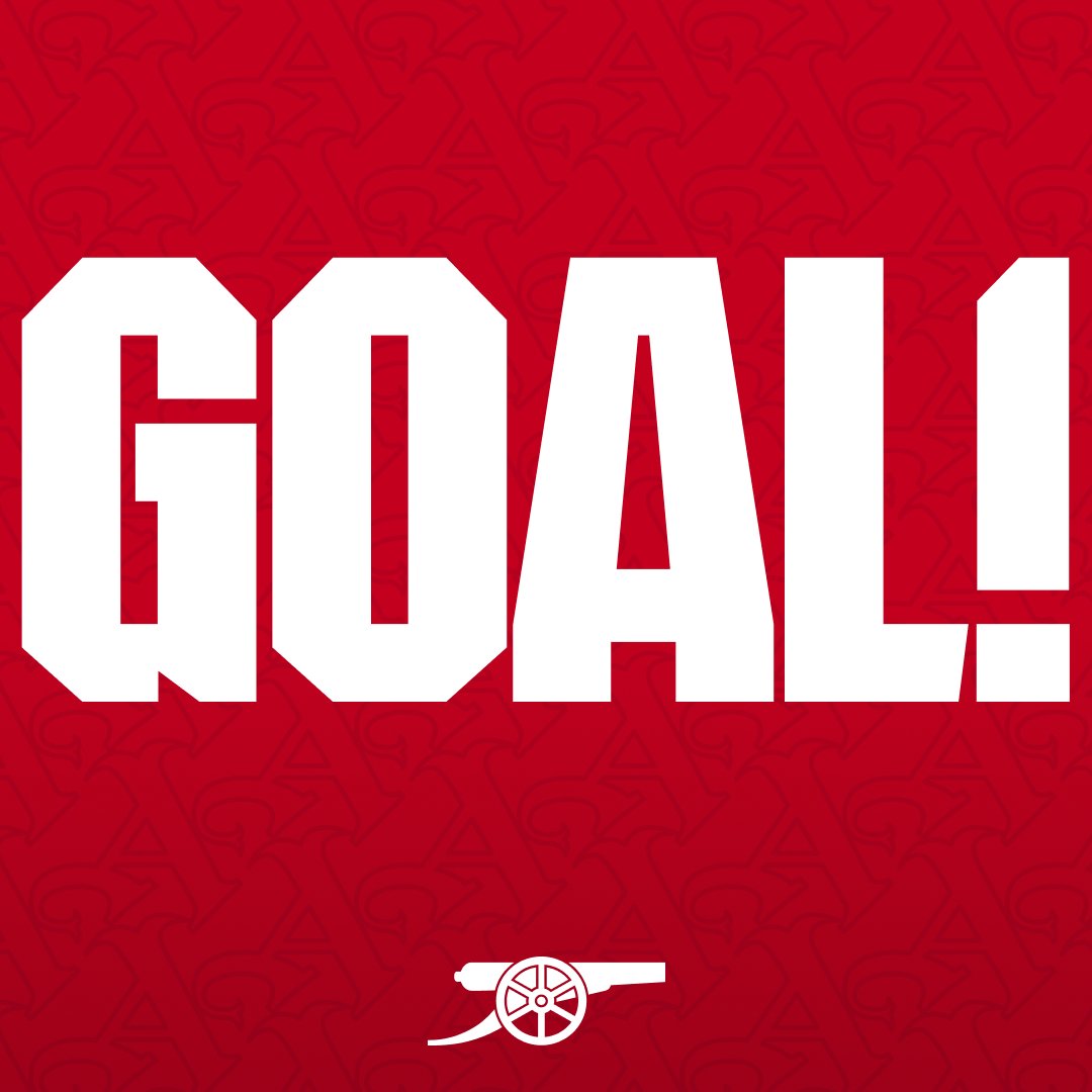 A DEBUT GOAAAAAAAL!!! 👏

An incredible strike from Olivia Smith outside the box, brings us back level!! 💥

🔴 1-1 💠 (29)