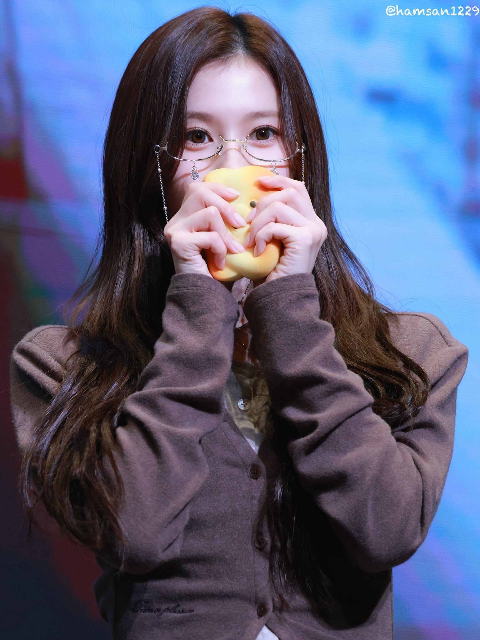 yan (@sana_twice74) / X
