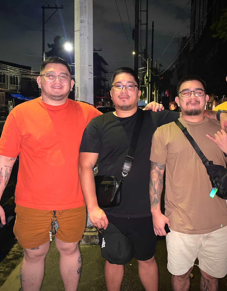 large medium small  <a href="/chefzeke18/">Zeke Diaz Guevarra</a> 😄