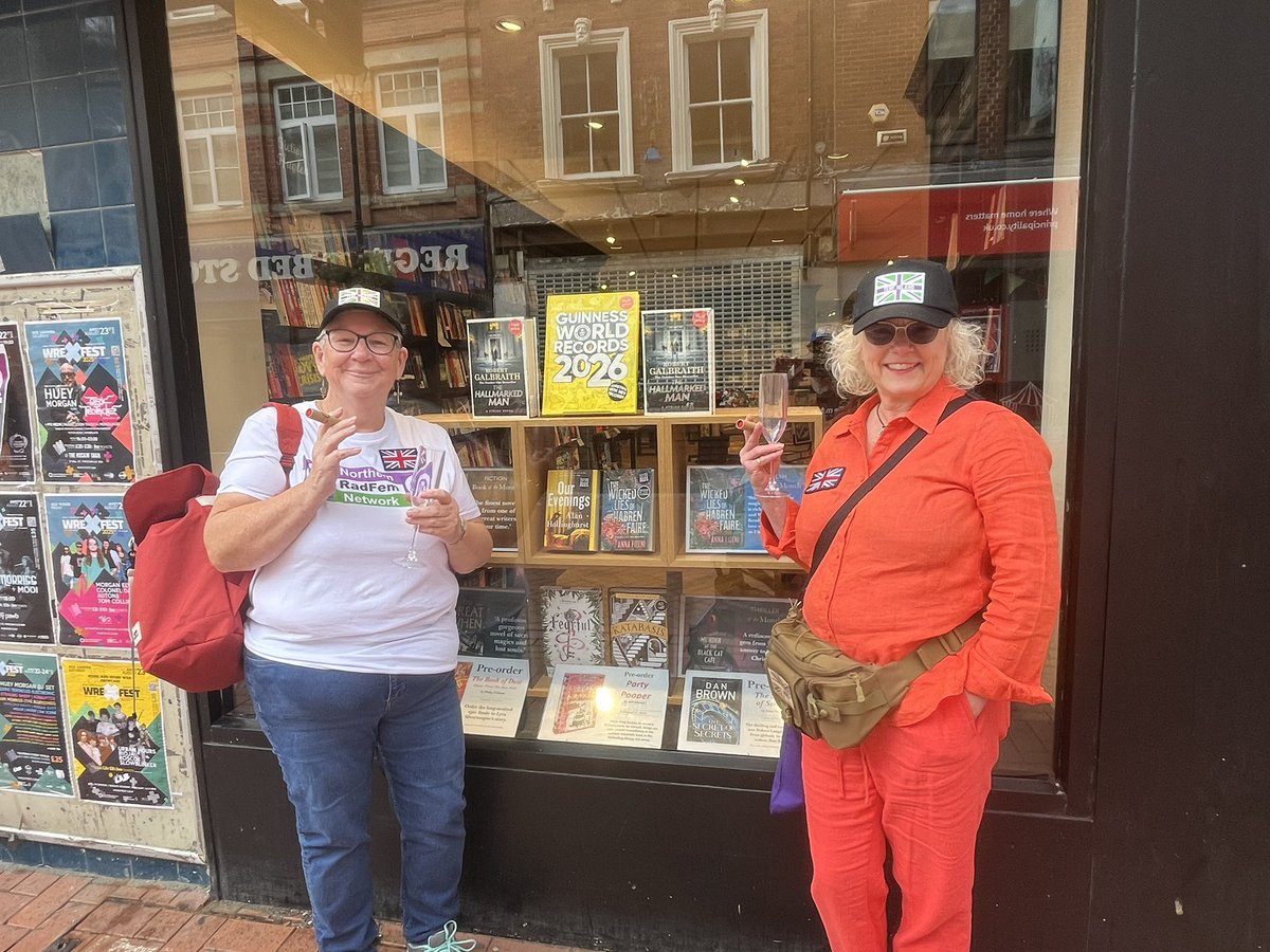 NWalesReSisters's tweet image. The Mission - Obtain The Hallmarked Man 
We solemnly swear we are up to no good @JKR well, when aren’t we!