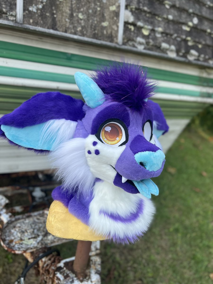 LilySuits's tweet image. Cow dragon premade now on dealers den!! Listing link is below!! 

Please share if you can thanks! ❤️