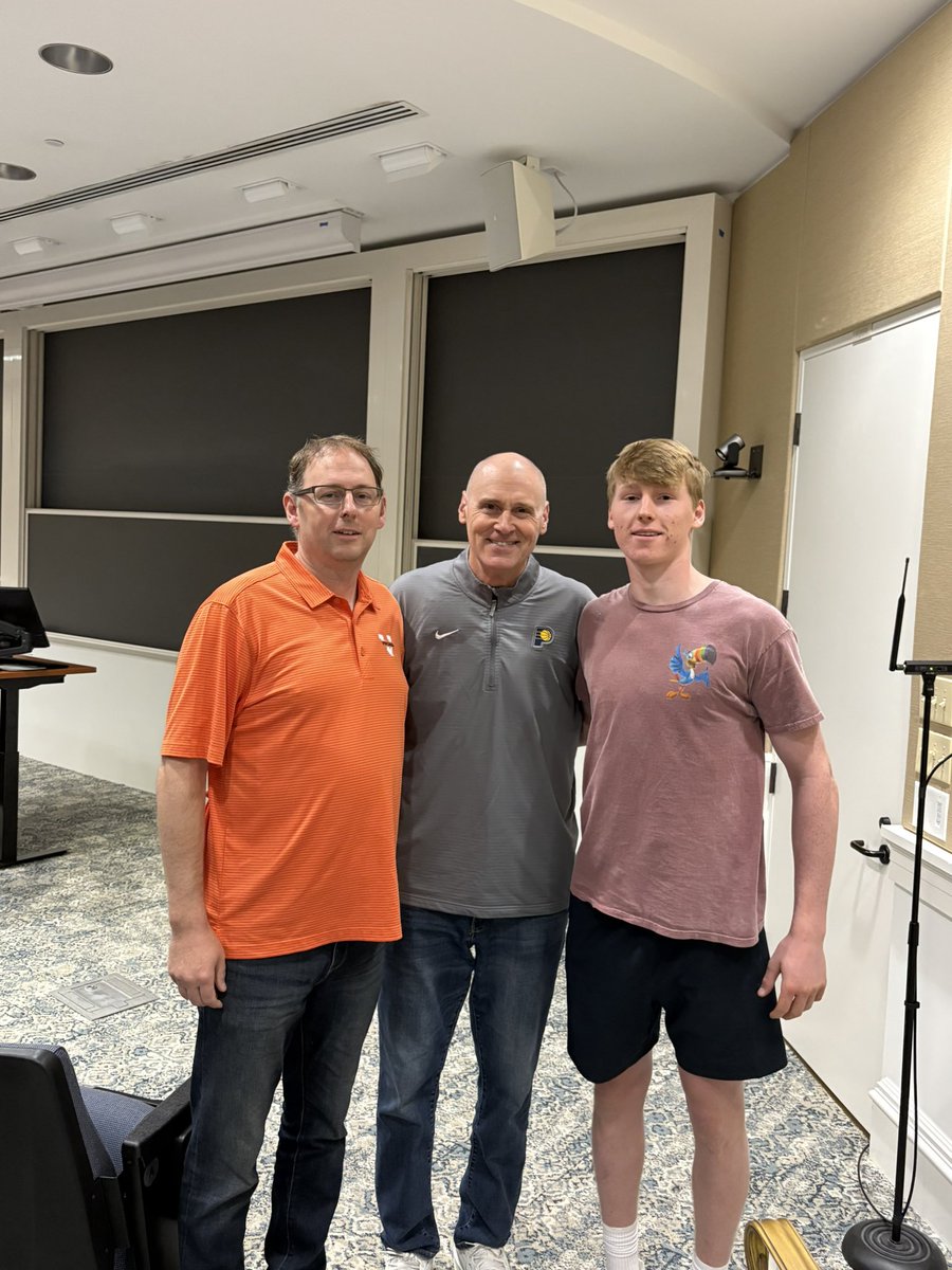 pseaborn's tweet image. Always fun to bring your son to work, especially to learn about leadership from @Pacers head coach (and @UVA alumnus) Rick Carlisle at @UVAMcIntire.